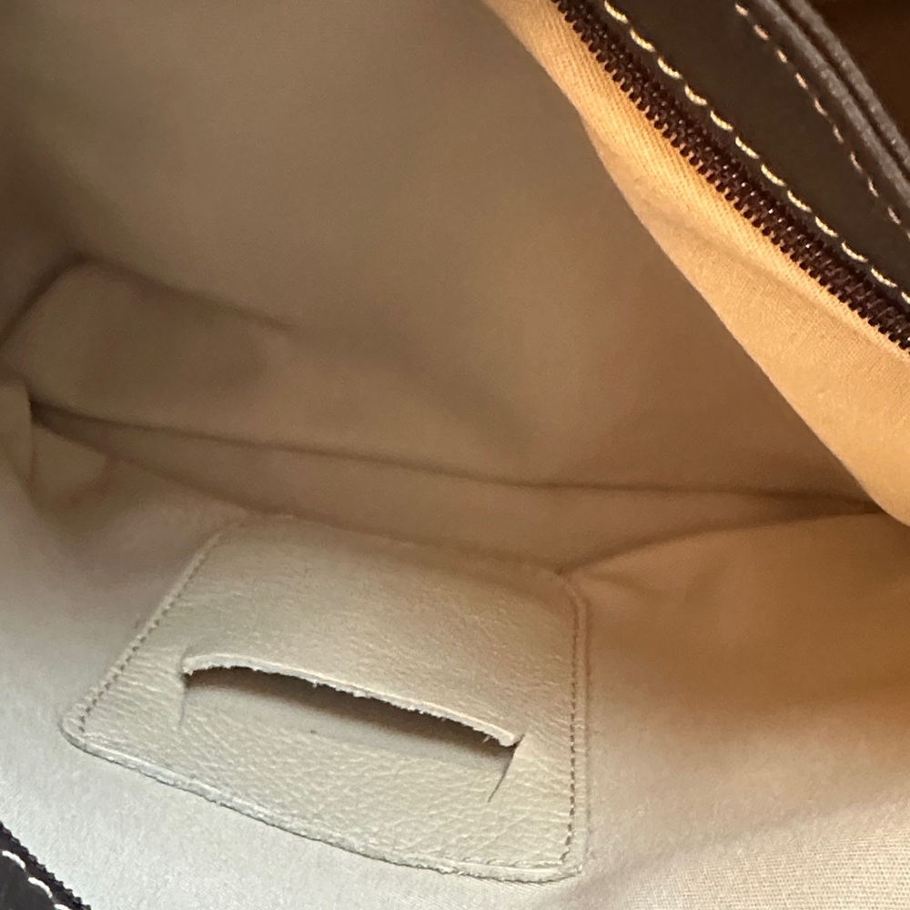 Elegant Cream Made In Italy Leather Crossbody  or Shoulder Bag with Brown strap - Picture 7 of 9